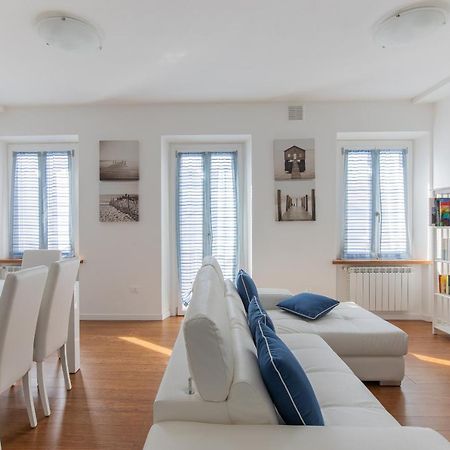 Elena House White Apartment Viareggio Extérieur photo