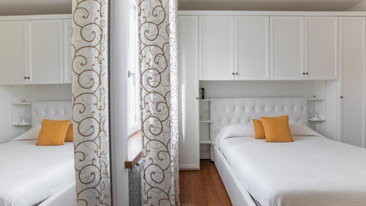 Elena House White Apartment Viareggio Extérieur photo